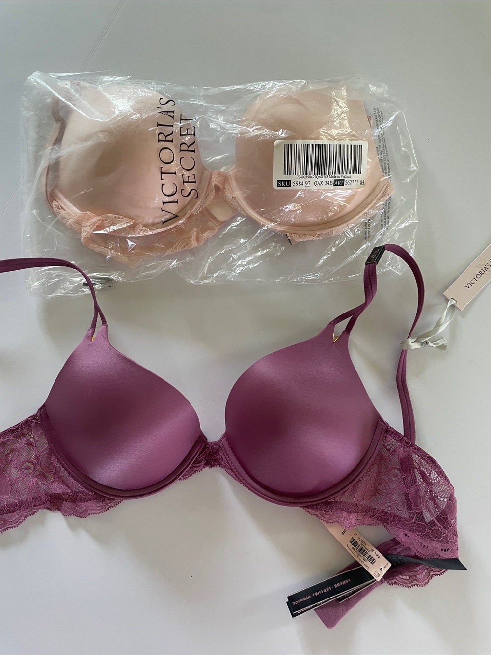NWT 2 Victoria's Secret Very Sexy Push up Bras Satin & Lace Plum and Blush 34 B